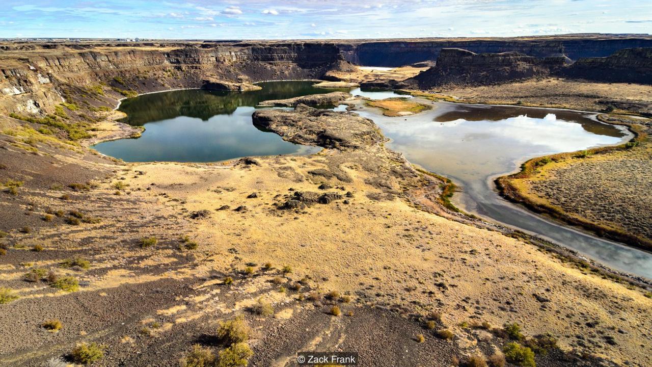 dry falls, waterfall, horseshoe, largest, on , earth, three times, niagara falls, largest, confirmed, sun lakes